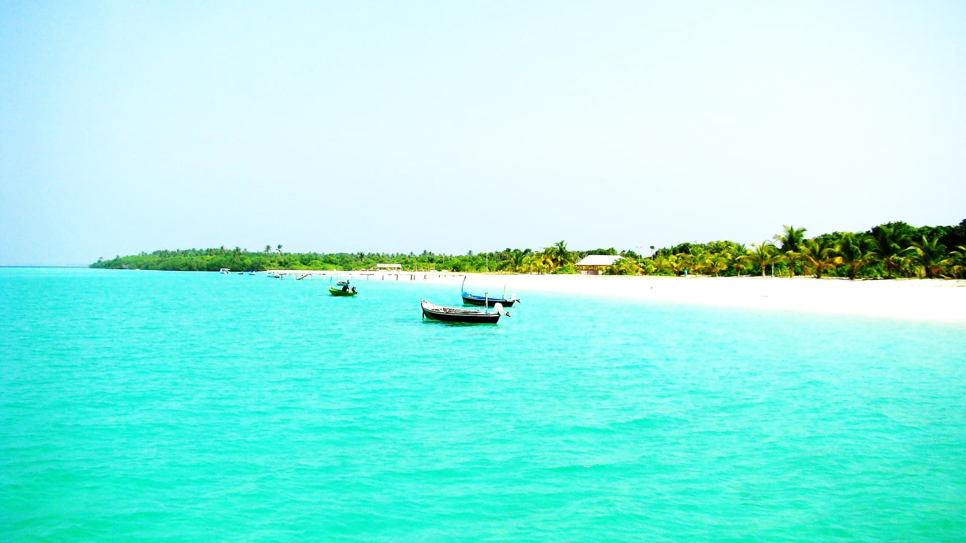 MILANDHOO BEACH - panoramio